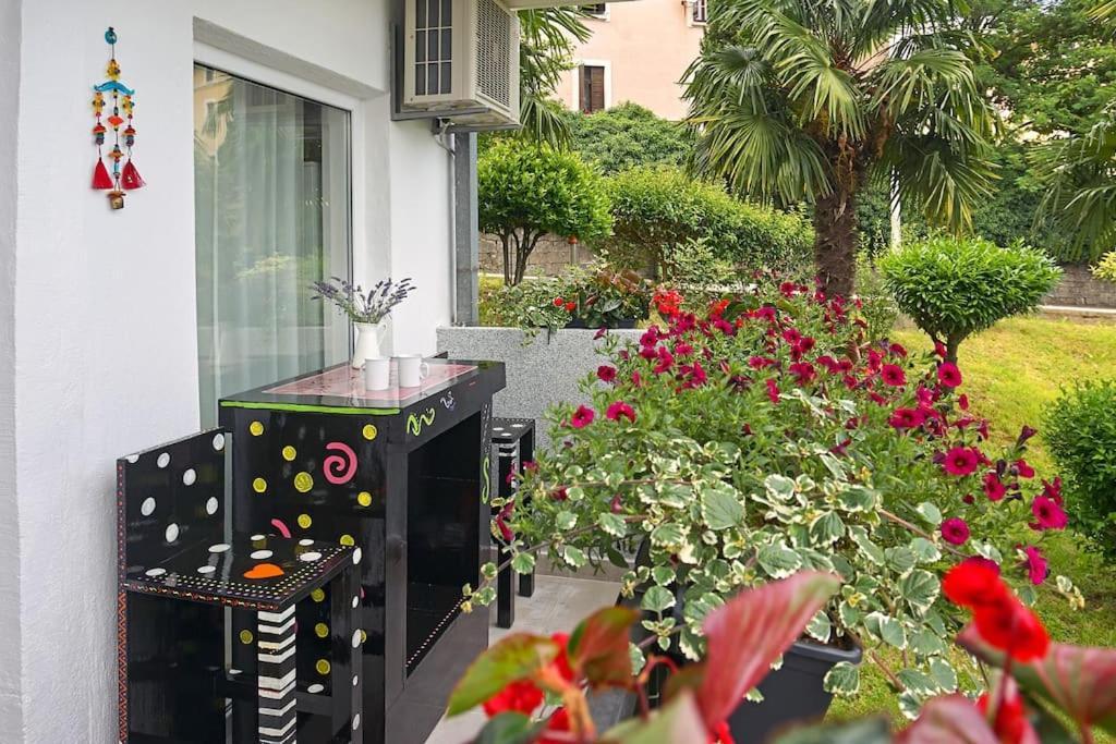 Studio Apartment One Sun Lovran Luaran gambar